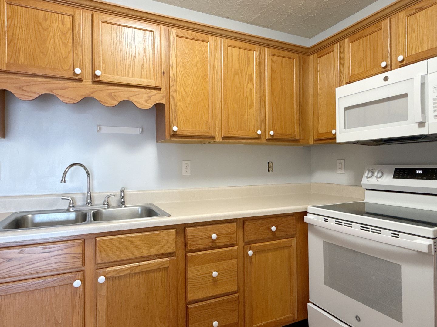 1713 N Spring St, Unit 6, Evansville, IN 47711