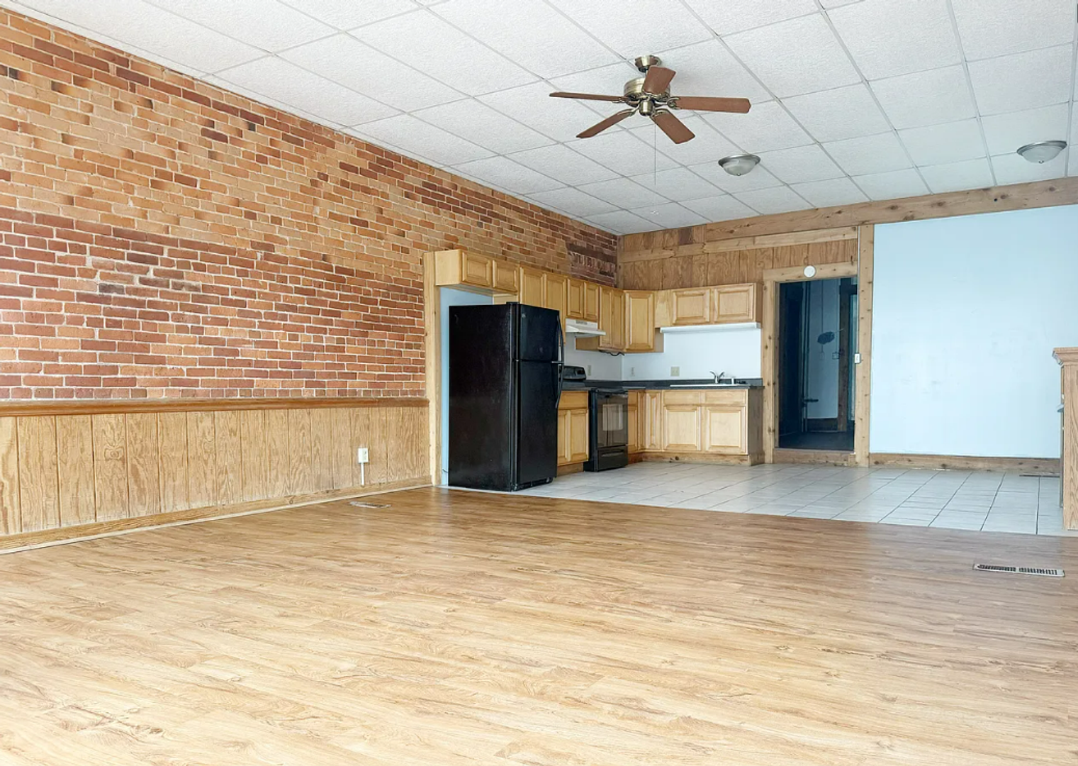 201 N 3rd Ave, Evansville, IN 47710