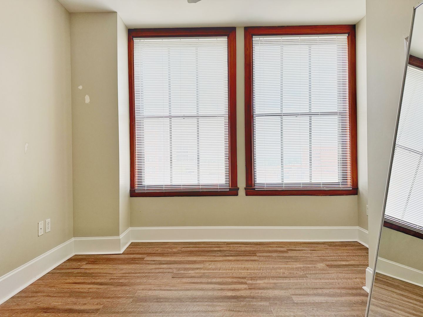329 Main St., 6B, Evansville, IN 47708