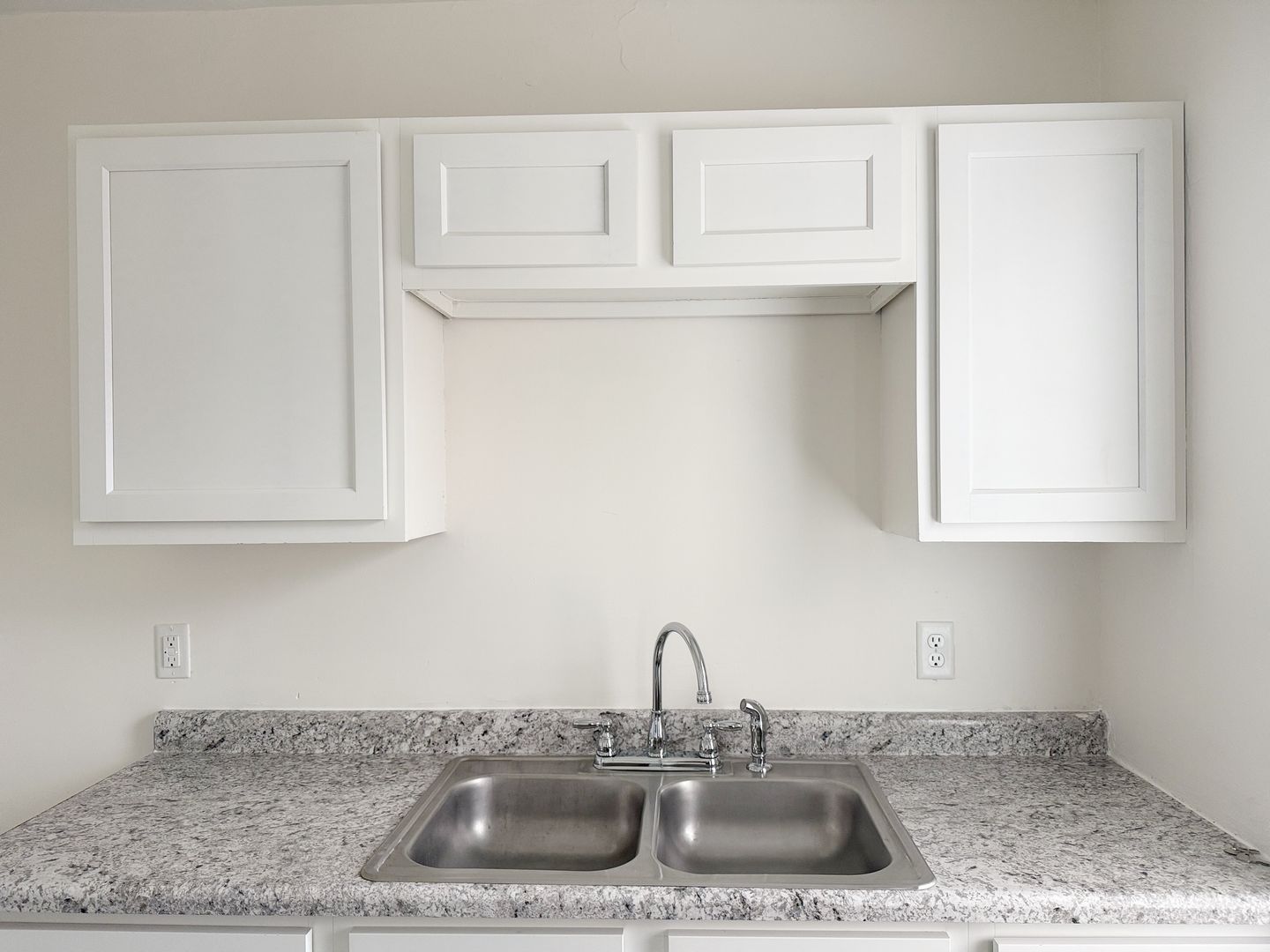 1510 Se Riverside Dr, A7, Evansville, IN 47713