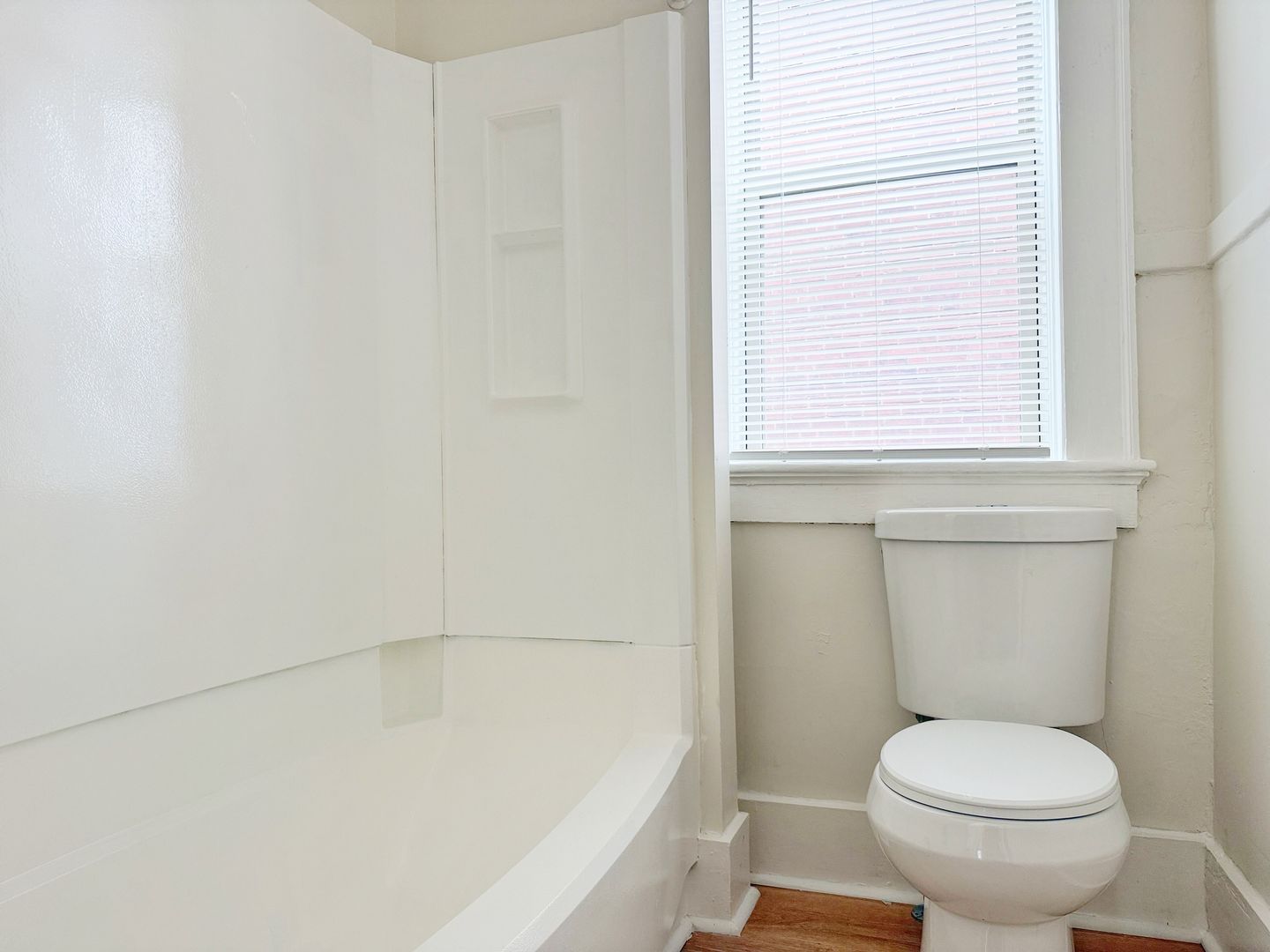 305 NW MLK Jr Blvd, Evansville, IN 47708