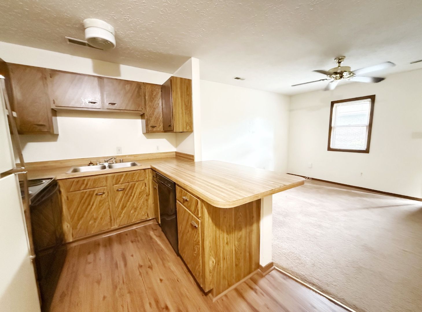 922 Peppertree Ln, J, Owensboro, KY 42303