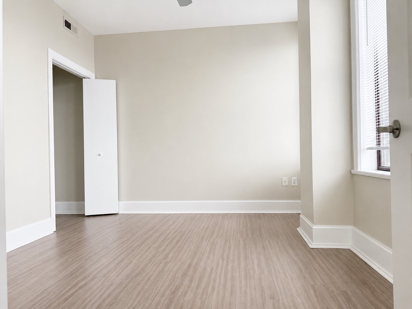 329 Main St., 7D, Evansville, IN 47708