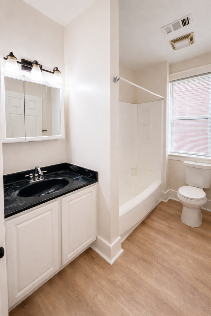 305 NW MLK Jr Blvd, Evansville, IN 47708