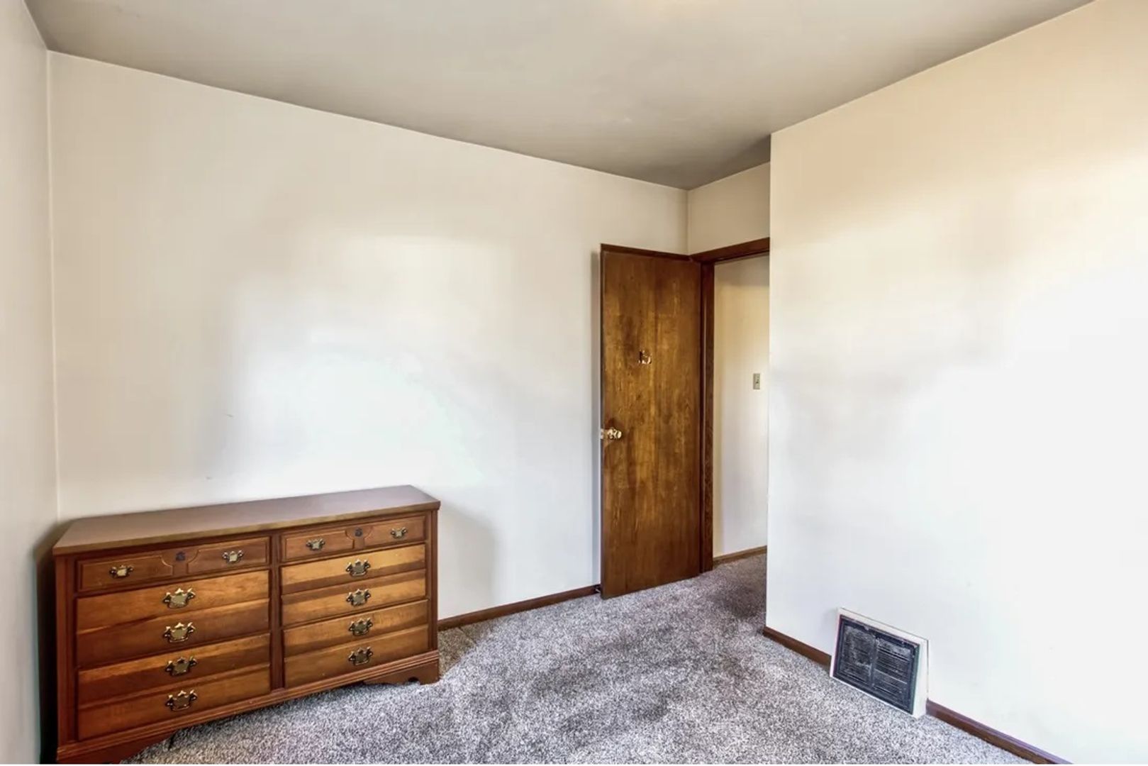 2174 Washington Ave, Evansville, IN 47714