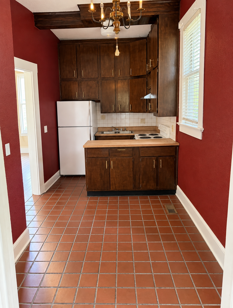 931 SE 8th ST. - Unit D, EVANSVILLE, IN 47713