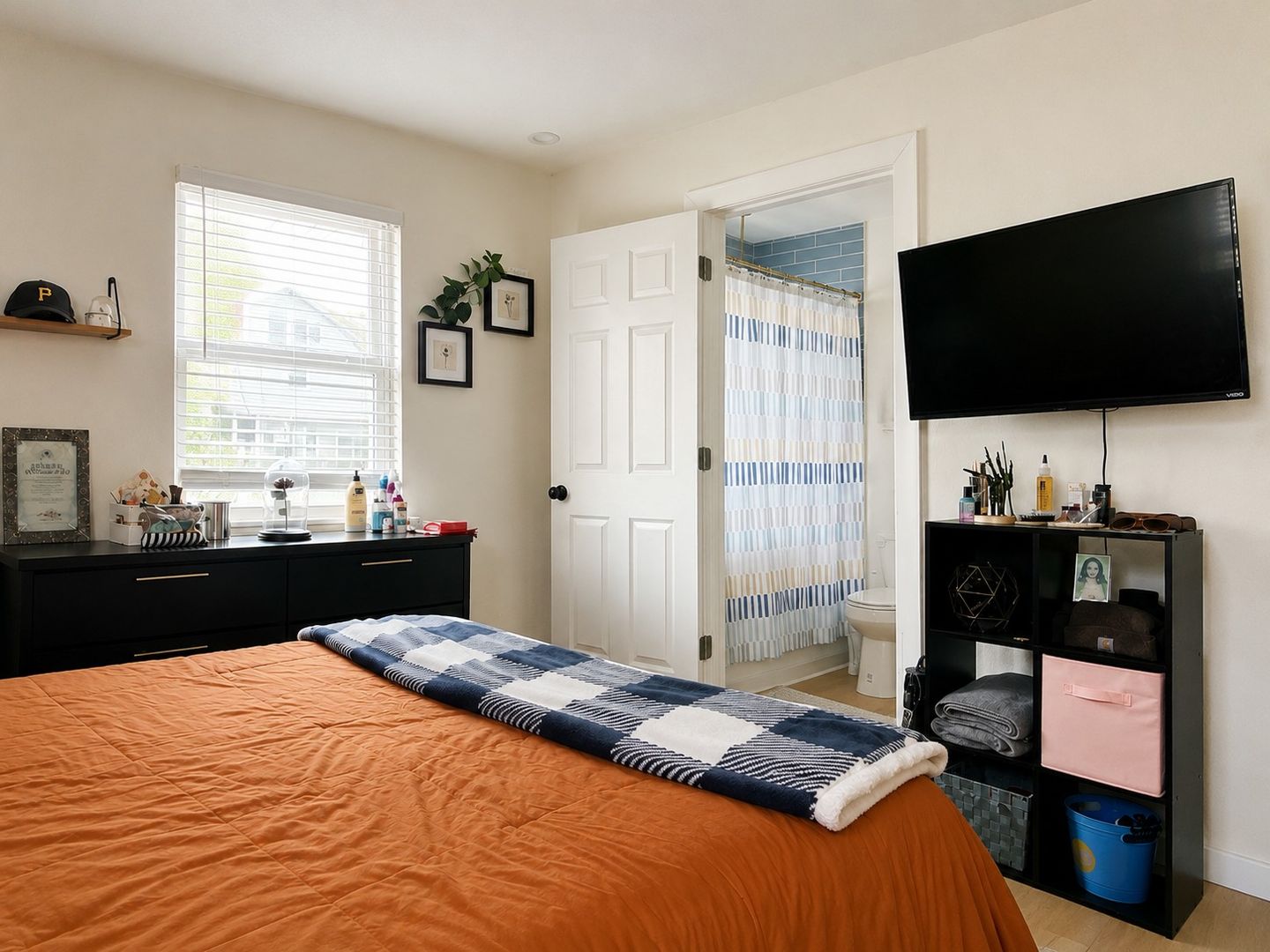 1233 S St. James BLVD - D, Evansville, IN 47714