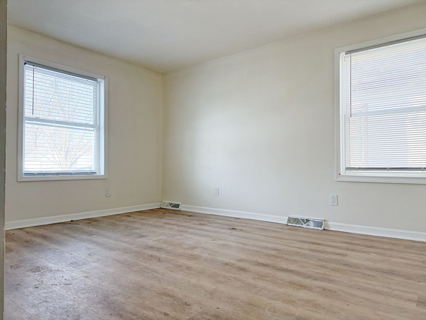 2011 E Blackford Ave - Unit B, Evansville, IN 47714