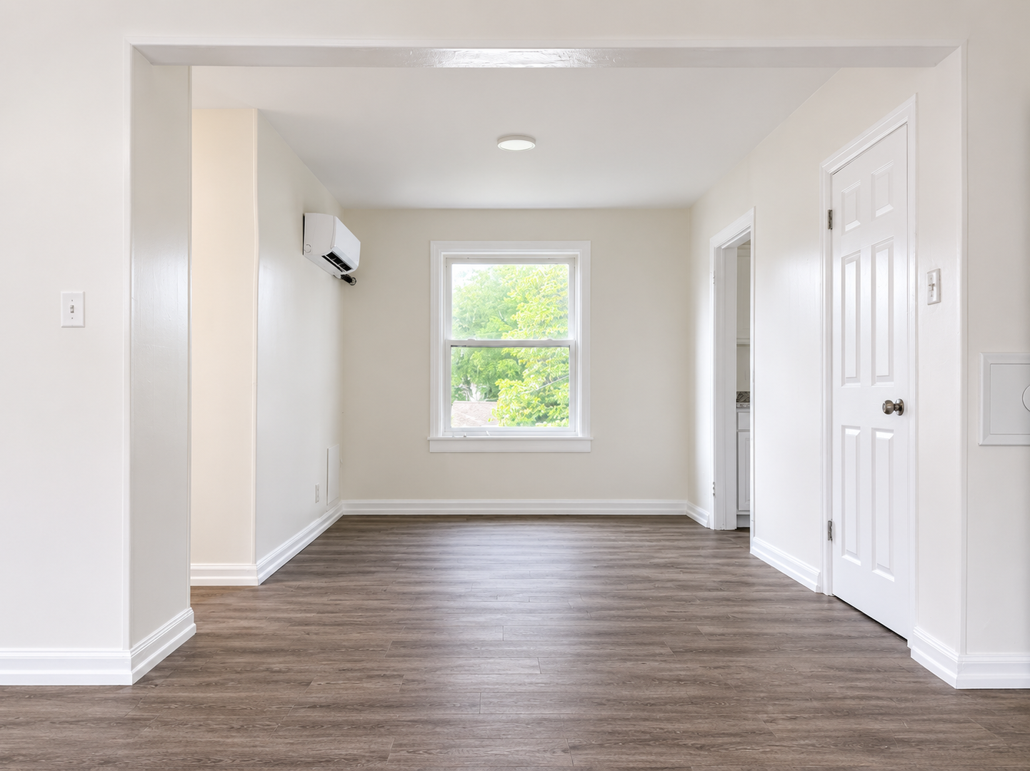 Evansville Apartment: 1510 SE Riverside Dr
