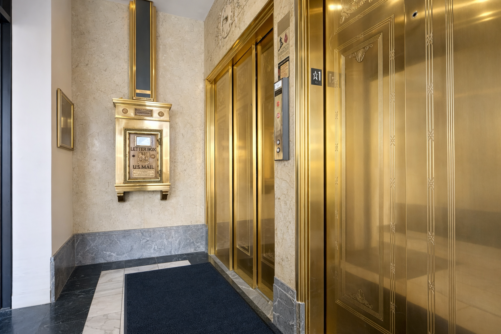 Evansville Apartment: 329 Main St