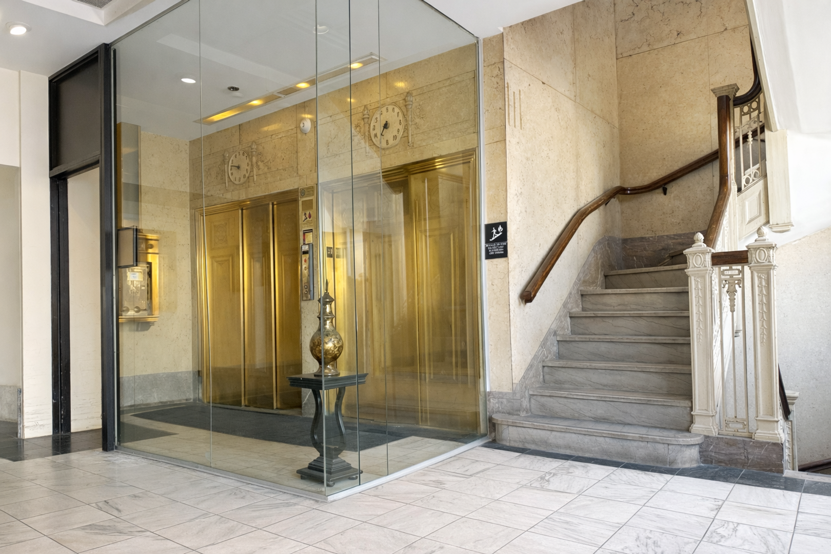 329 Main St., 4A, Evansville, IN 47708