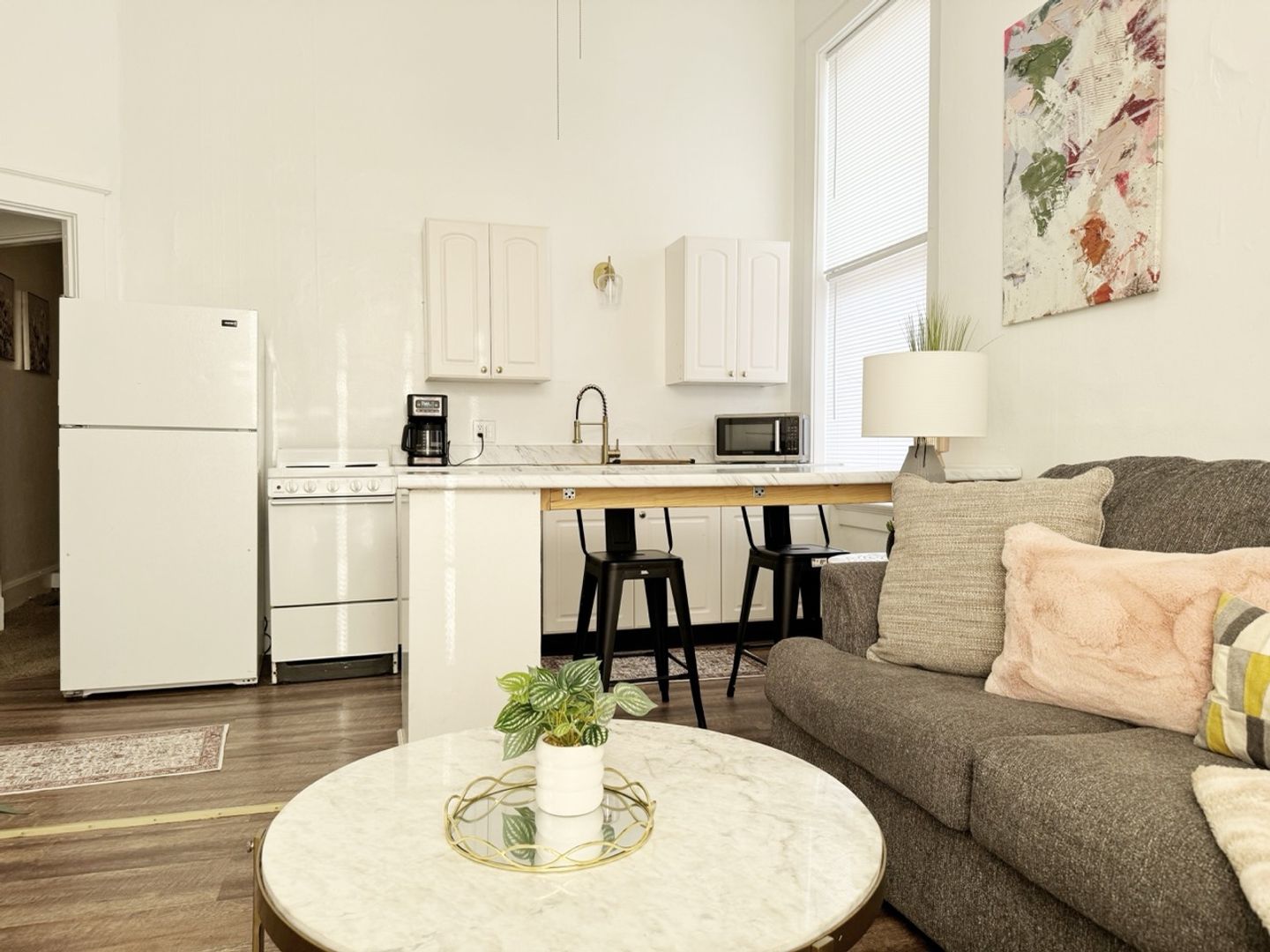 322 SE 1st St, Unit # D, Evansville, IN 47713