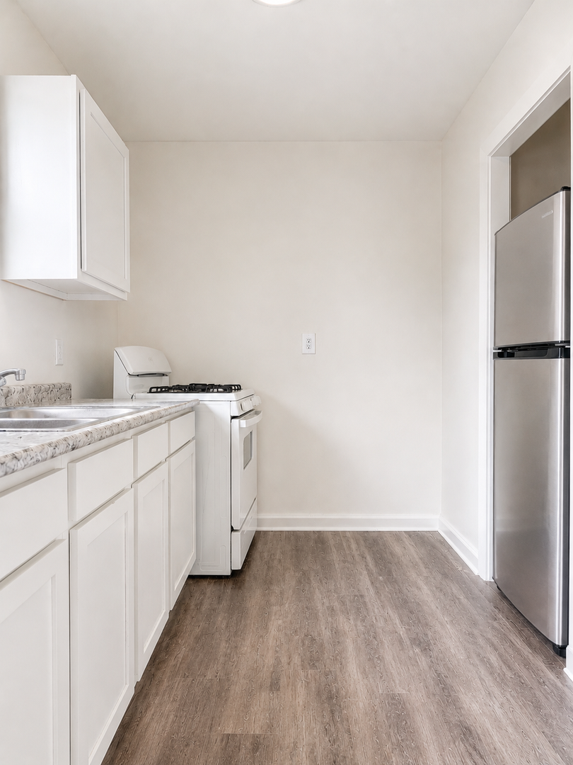 Evansville Apartment: 1510 SE Riverside Dr