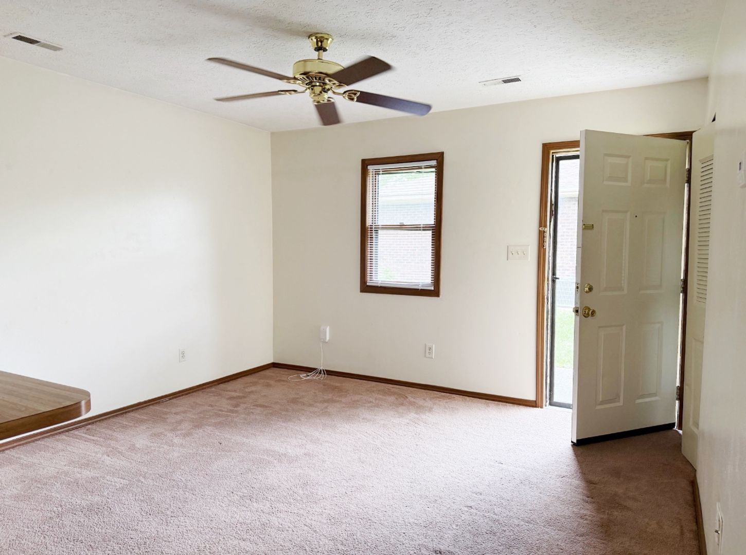 922 Peppertree Ln, J, Owensboro, KY 42303