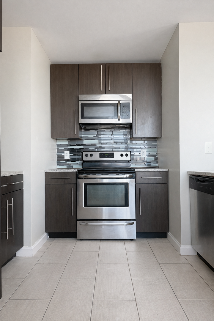 329 Main St., 4A, Evansville, IN 47708