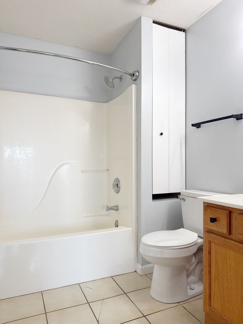 1713 N Spring St, Unit 5, Evansville, IN 47711