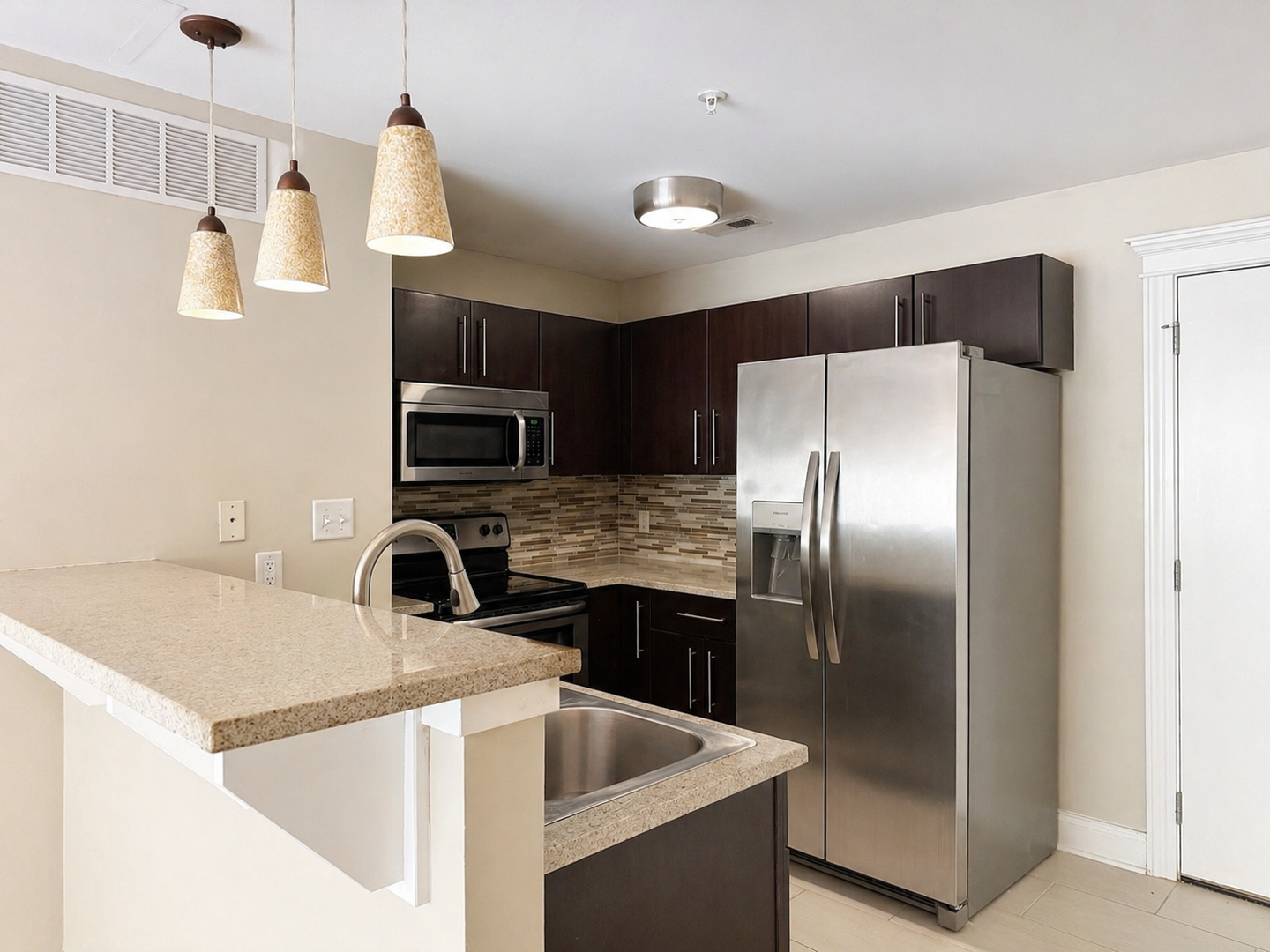 Evansville Apartment: 329 Main St