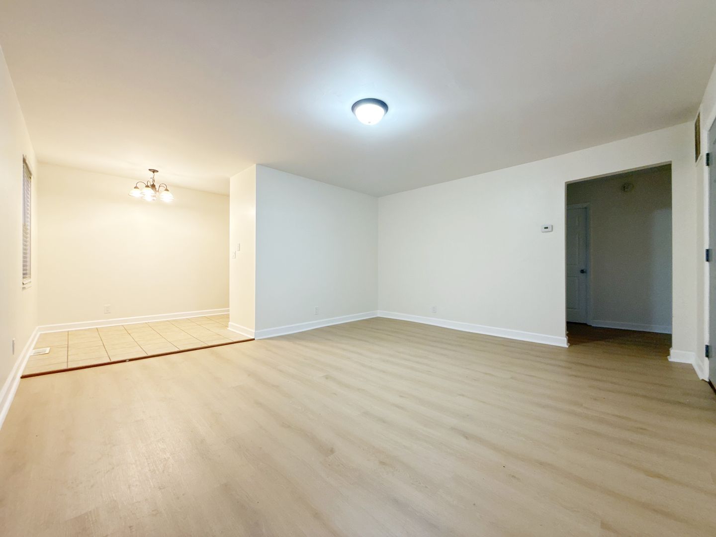 700 Village Ln, Unit 1, Newburgh, IN 47630