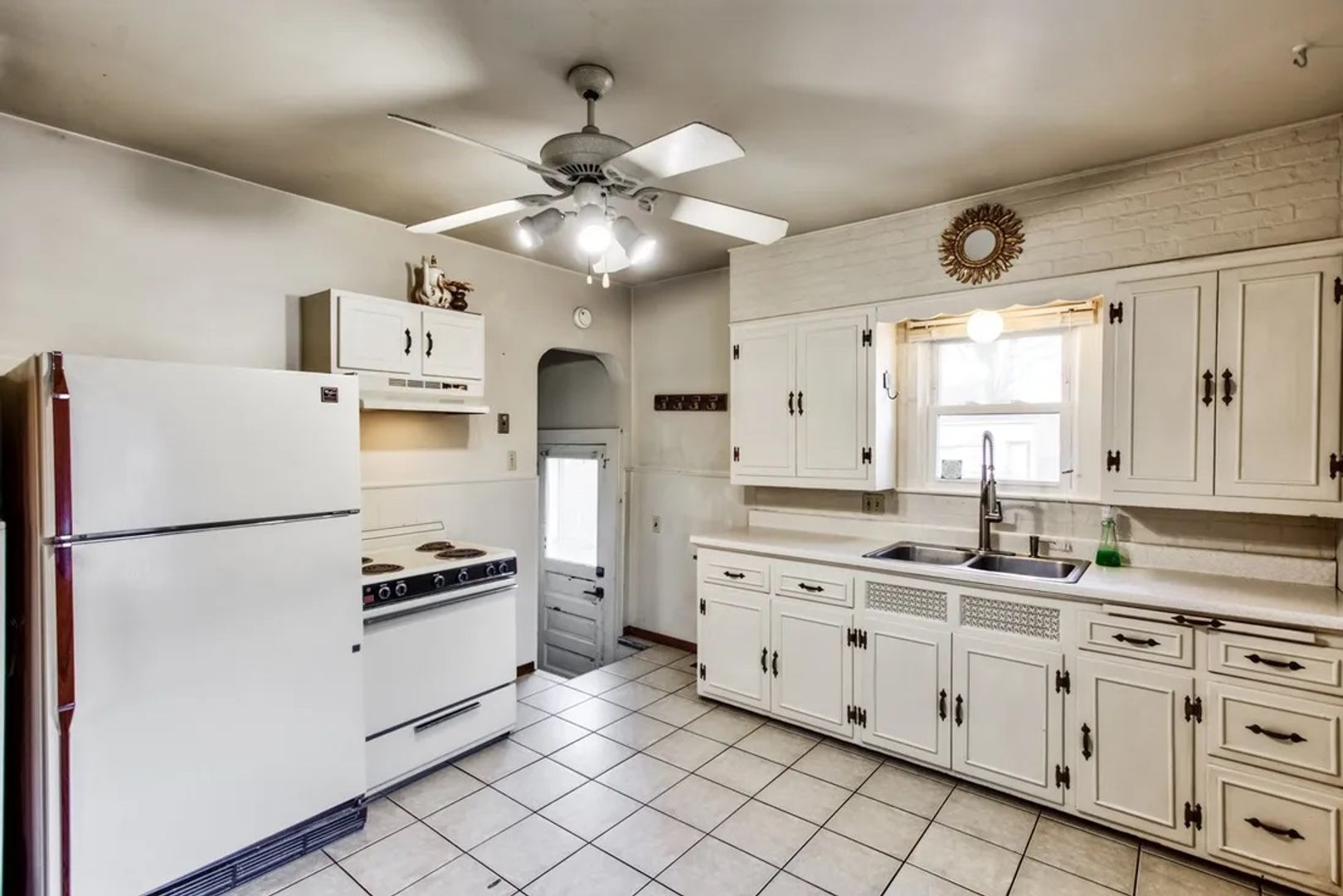 2174 Washington Ave, Evansville, IN 47714
