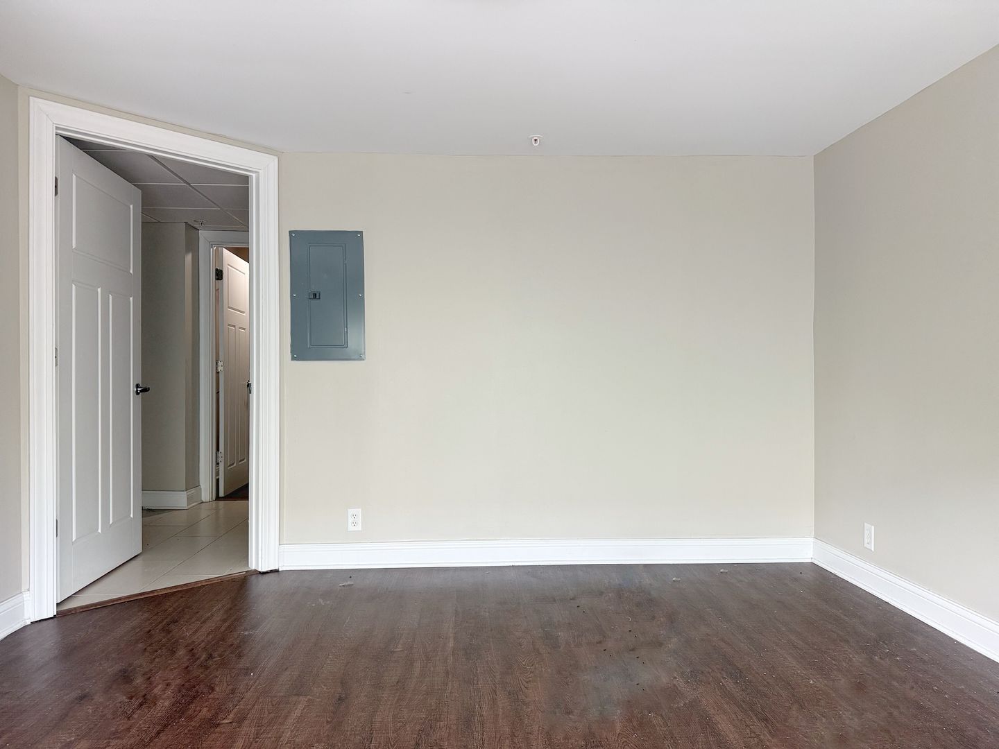 329 Main St., MB, Evansville, IN 47708