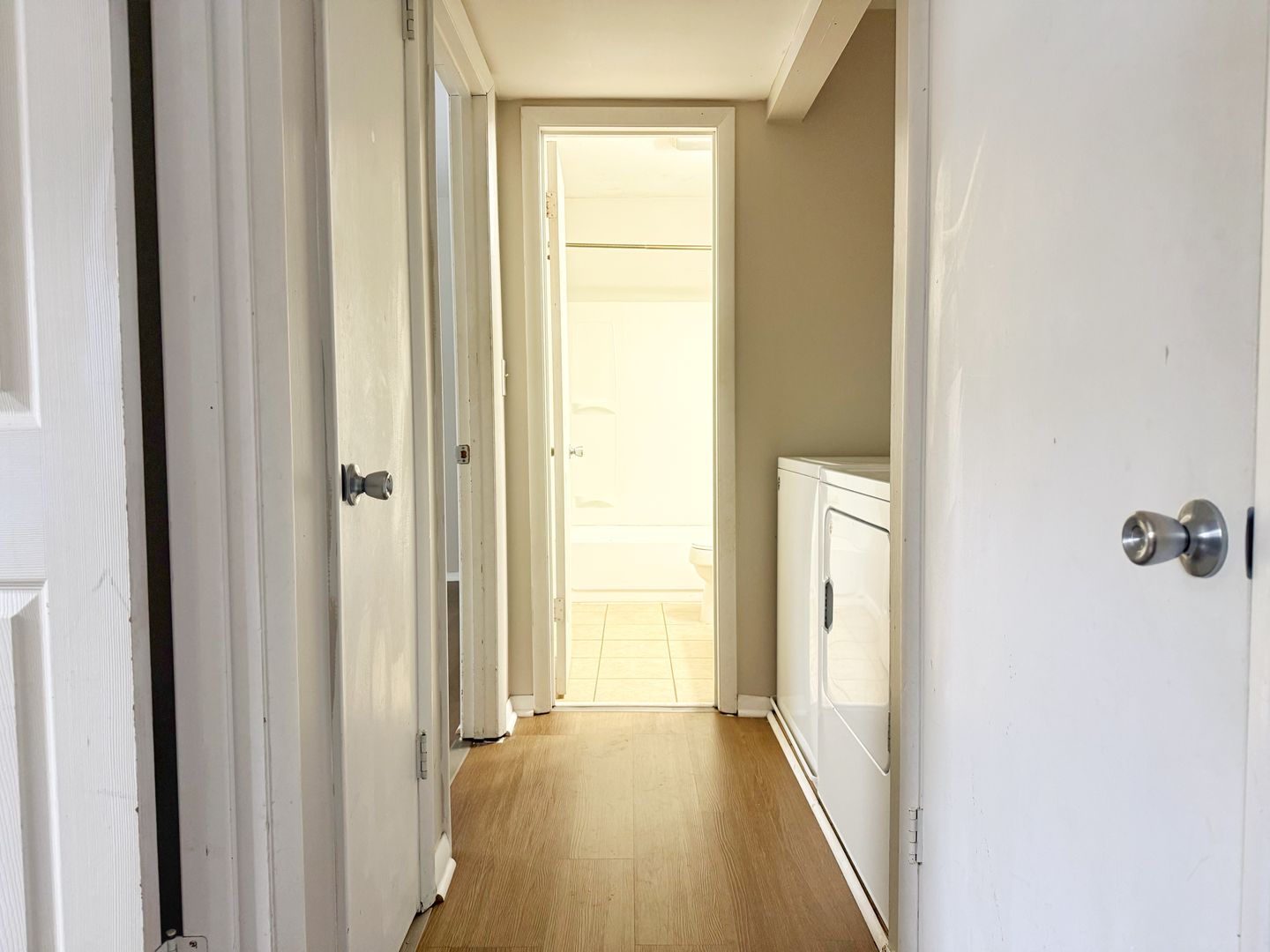 700 Village Ln, Unit 4, Newburgh, IN 47630