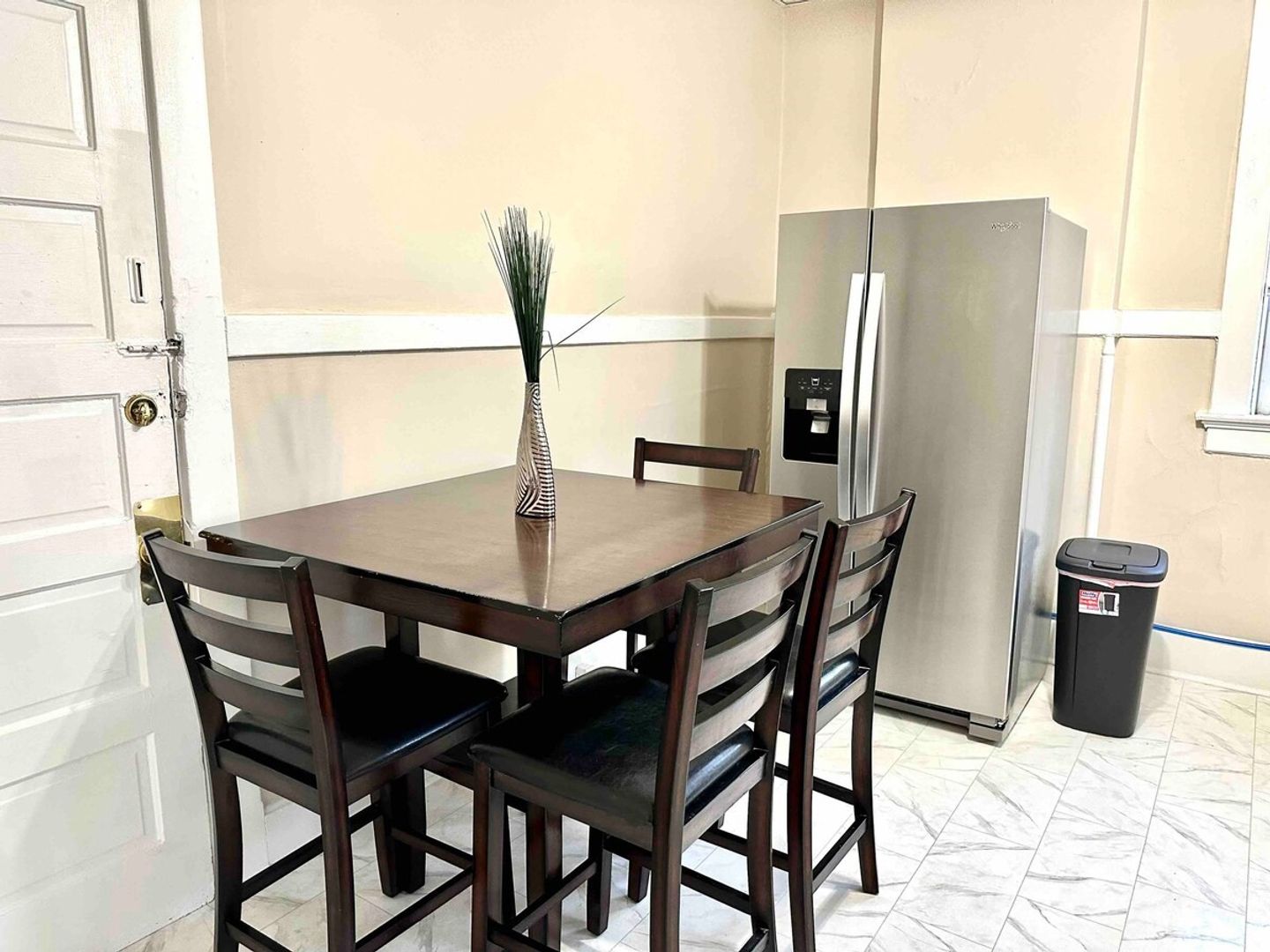 322 SE 1st St, Unit # G, Evansville, IN 47713