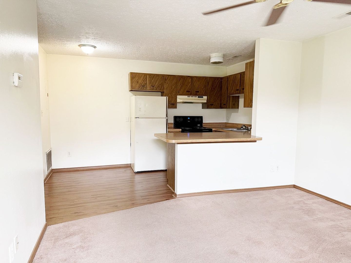 915 Peppertree Ln, A, Owensboro, KY 42303