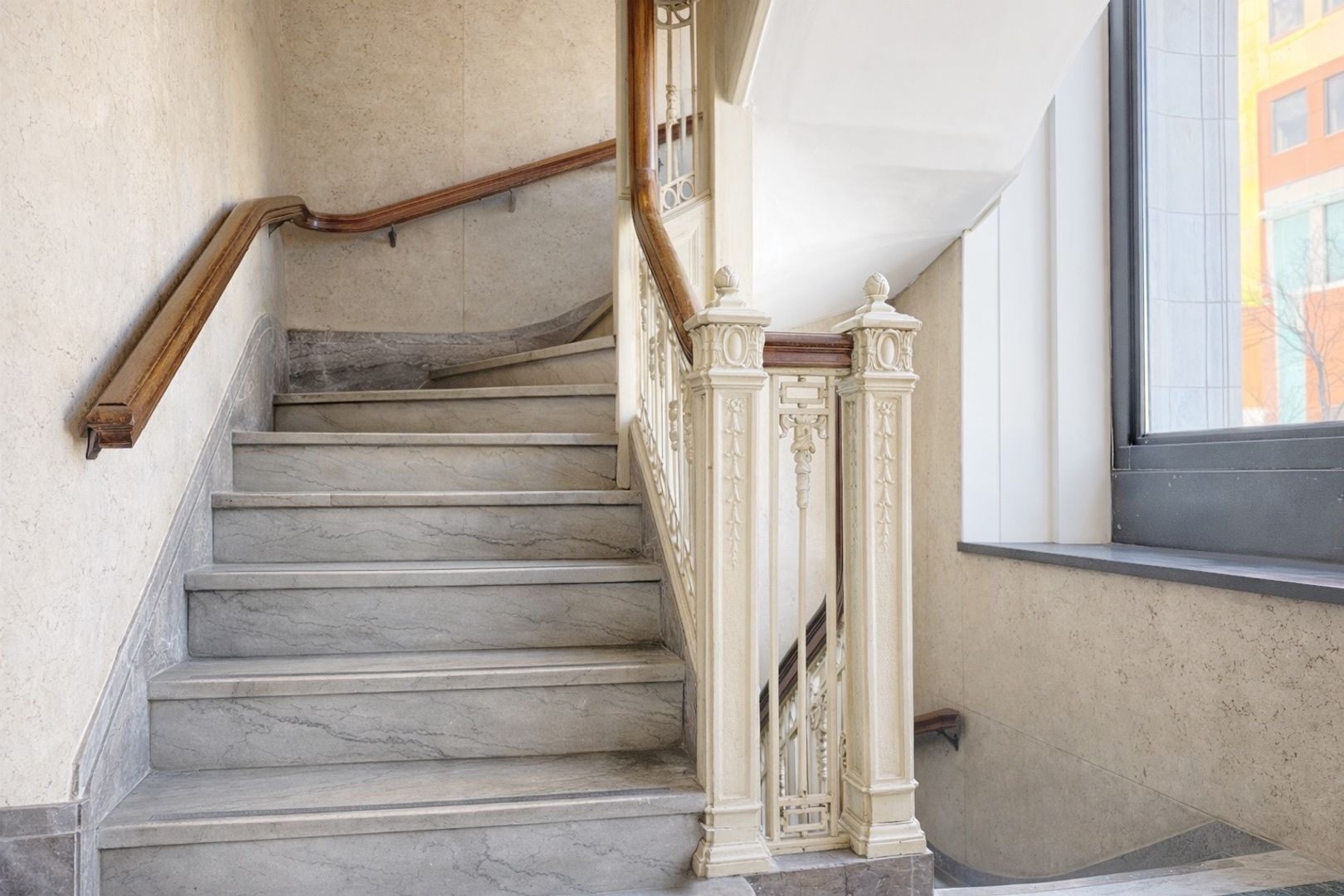 329 Main St., 4A, Evansville, IN 47708