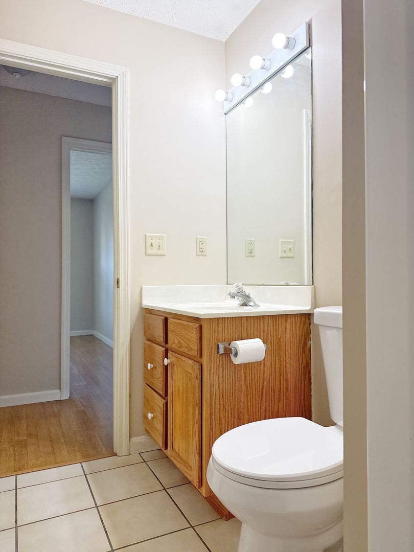 1713 N Spring St, Unit 8, Evansville, IN 47711