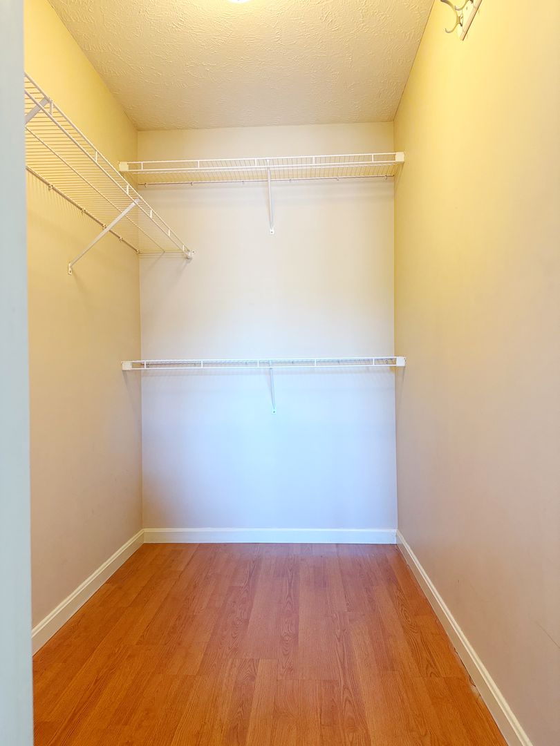 1713 N Spring St, Unit 8, Evansville, IN 47711