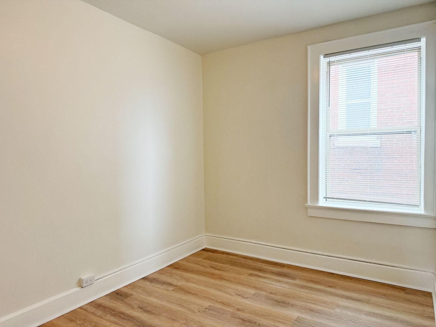 305 NW MLK Jr Blvd, Evansville, IN 47708