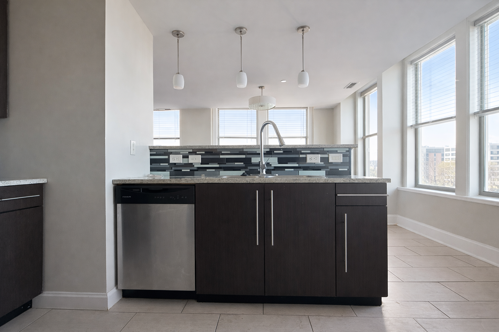 329 Main St., 4A, Evansville, IN 47708