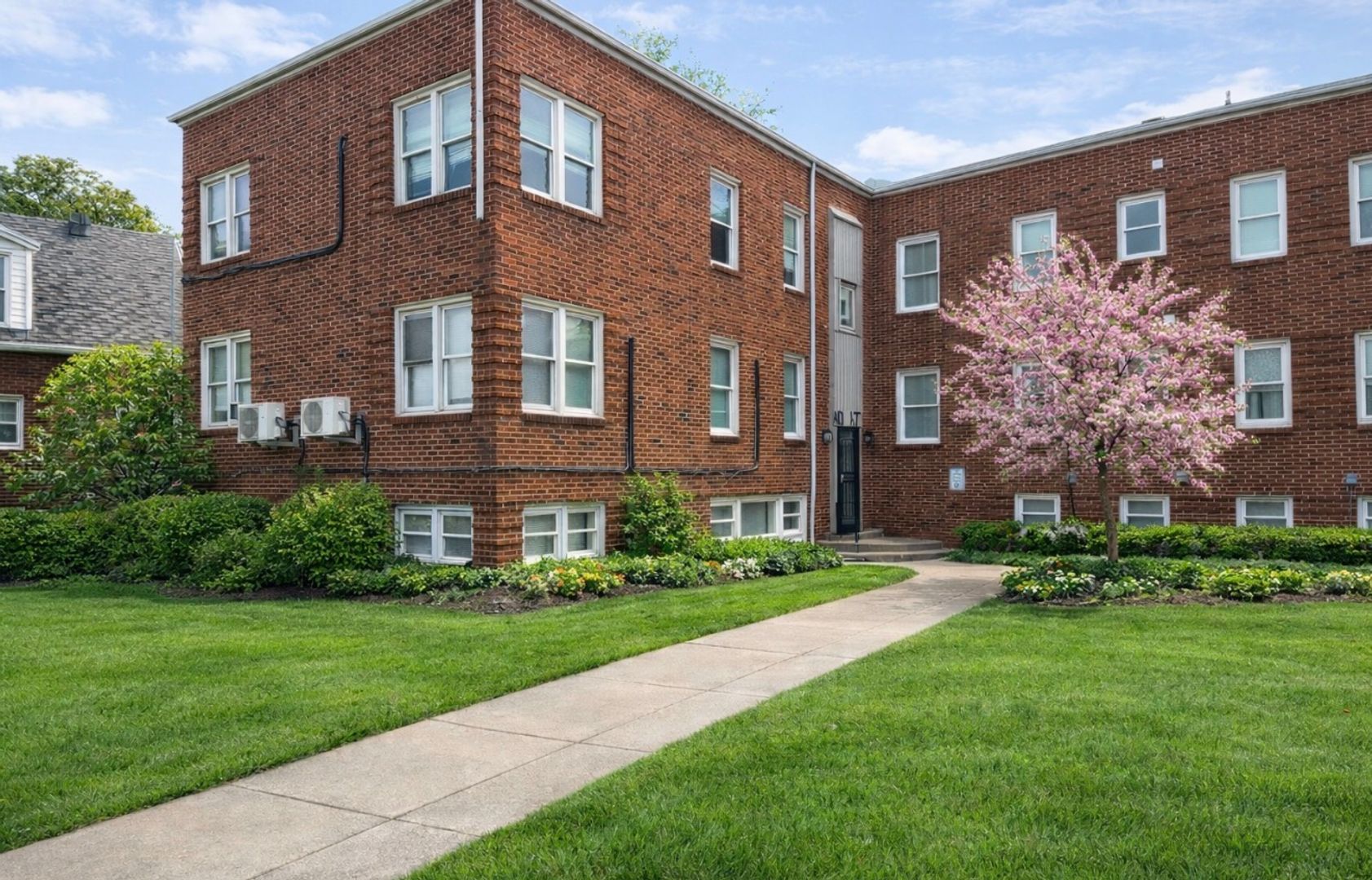 1510 Riverside Dr. Evansville, one bedroom, one bathroom