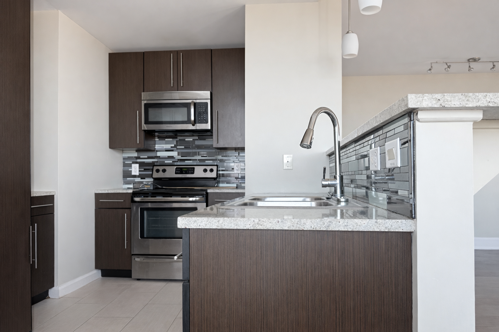 329 Main St., 4A, Evansville, IN 47708