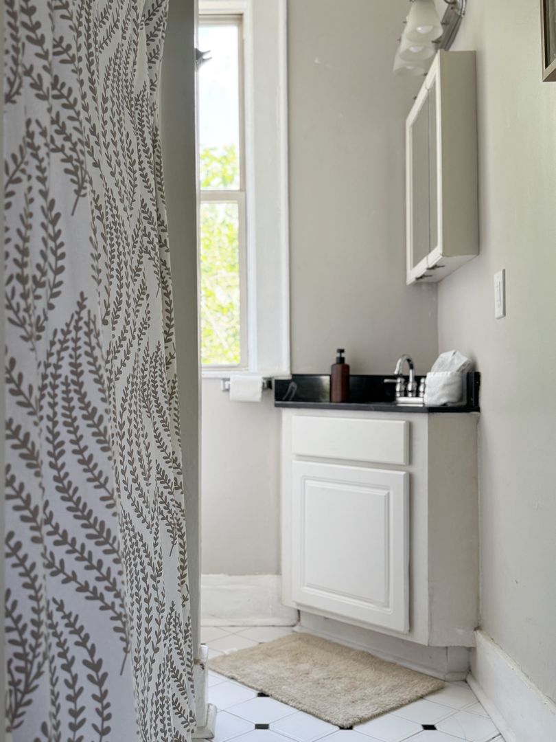 305 NW MLK Jr Blvd, Evansville, IN 47708