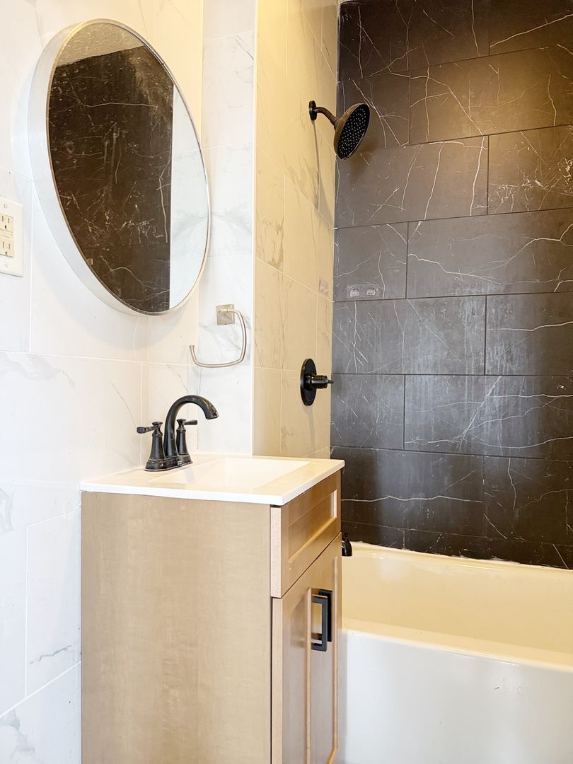 Henderson Apartment: 120-133 Rankin Ave