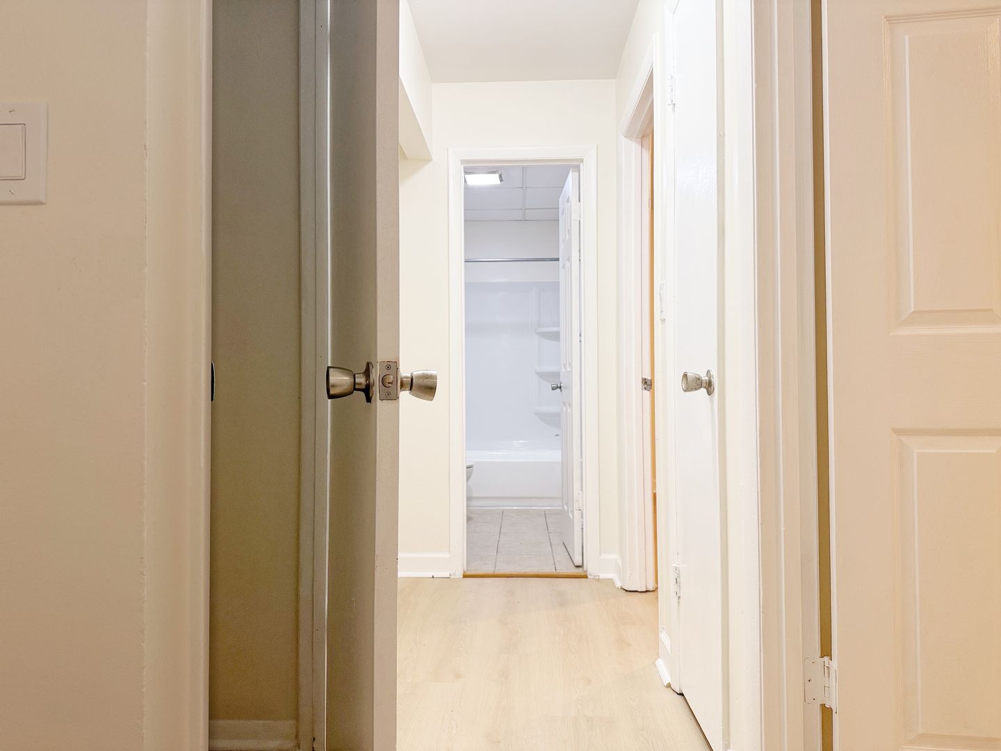 700 Village Ln, Unit 1, Newburgh, IN 47630