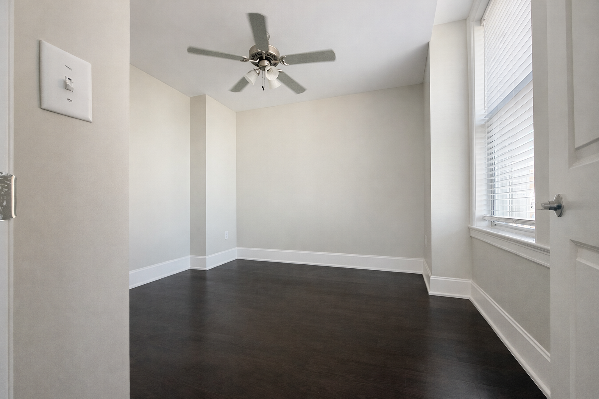 329 Main St., 2C, Evansville, IN 47708