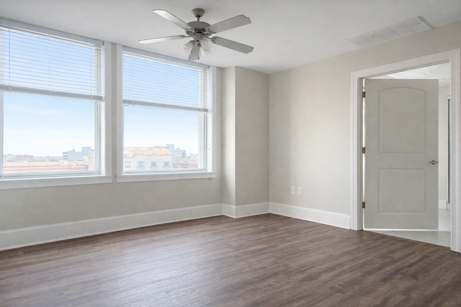 329 Main St., 2C, Evansville, IN 47708
