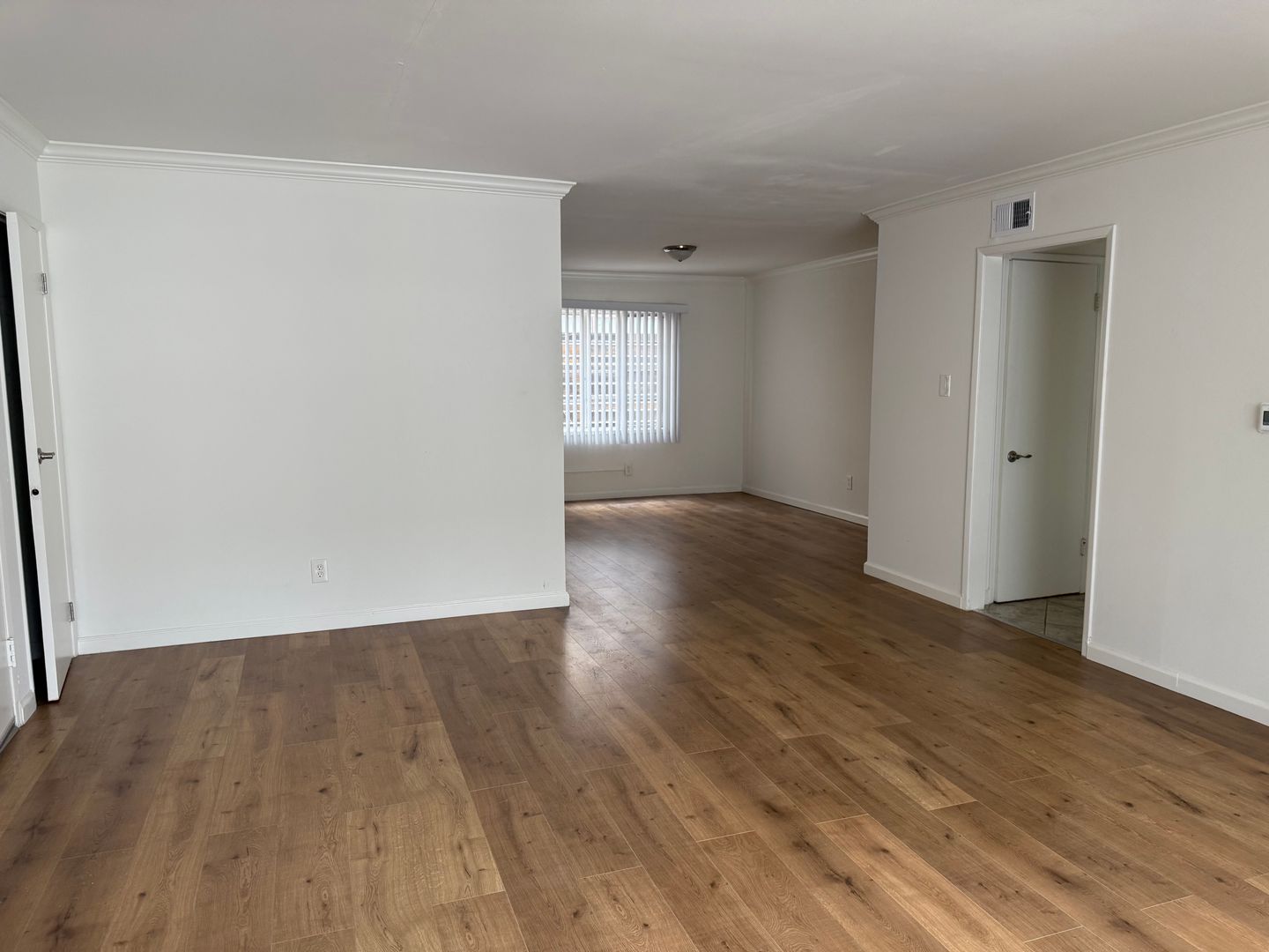 Studio City Apartment: 10966 -10970 Bluffside Dr