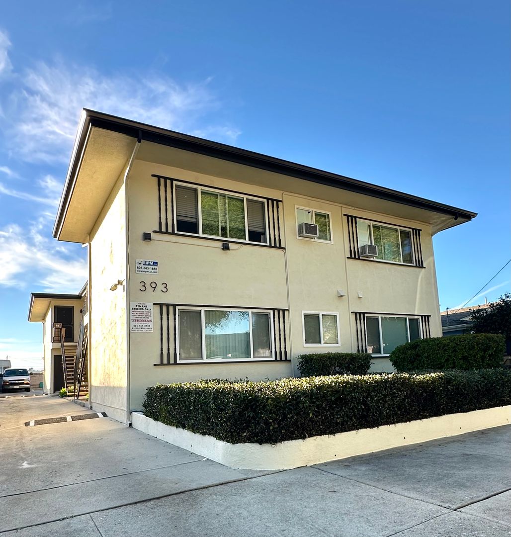 Goleta Apartment: 393 Magnolia Ave.