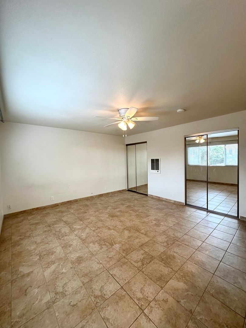 Goleta Apartment: 393 Magnolia Ave.