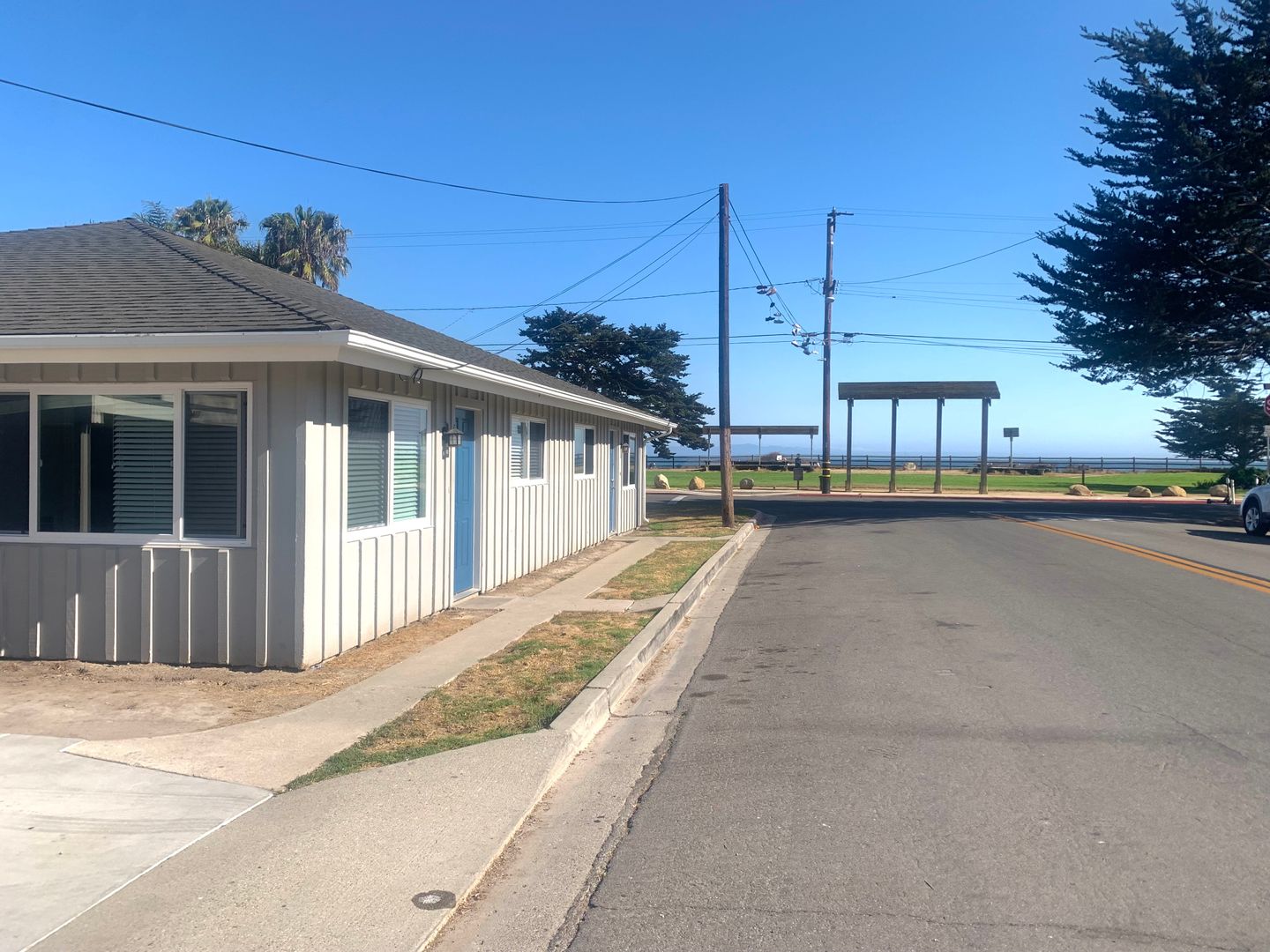 Isla Vista Apartment: 6798 Del Playa Dr.