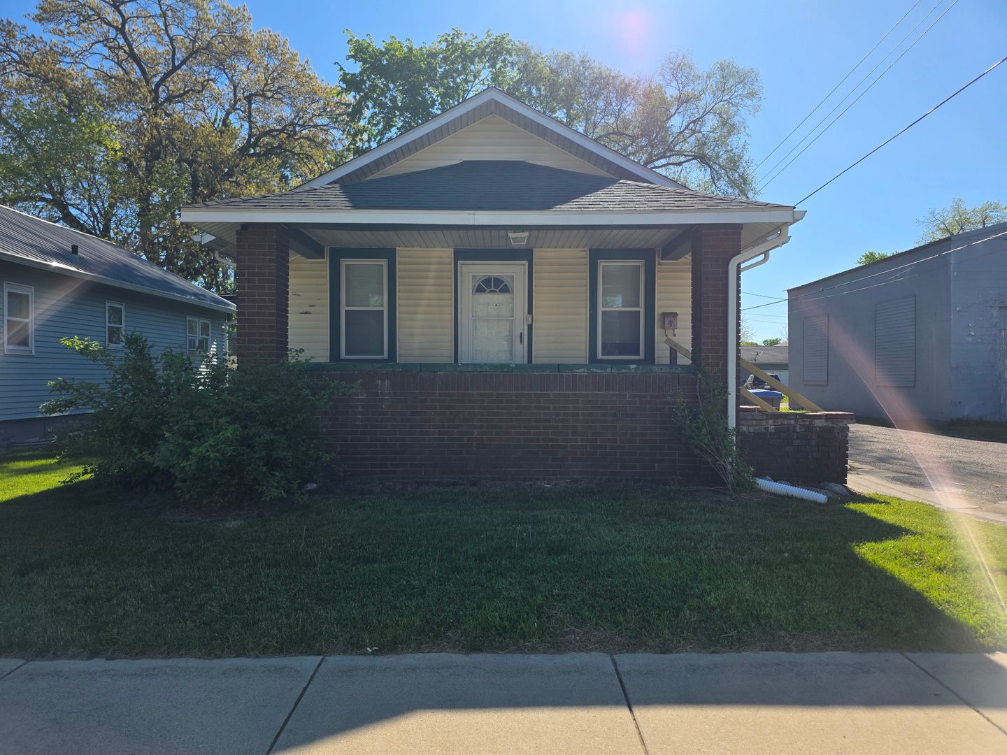 Elkhart House: 1308 Princeton Blvd