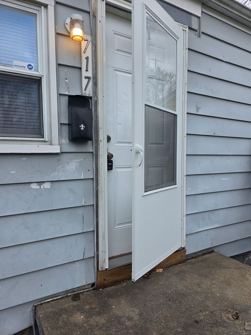 South Bend House: 717 Huey St