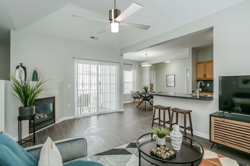 Now Available: Newly Renovated 2 BR, 2 BA Apartment! – photo 1