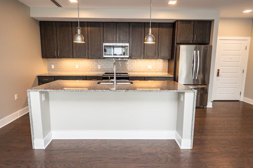 88 on Elm offers an exceptional blend of modern style and convenience. – photo 1