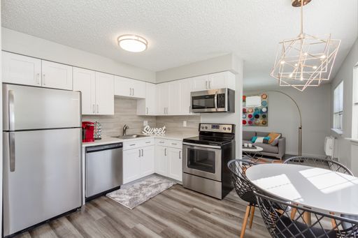 Available Now! Modern & Newly Renovated 1 BR, 1 BA Apartment!