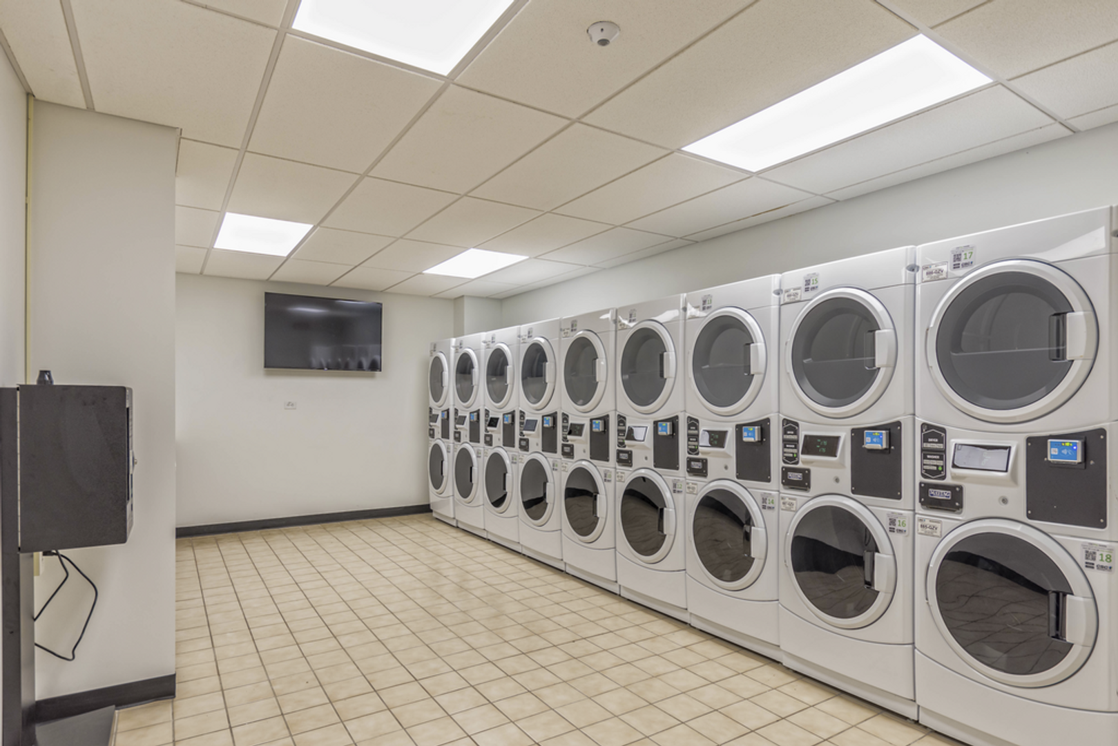 Rochester Apartment: 253 Alexander St