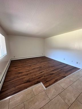 Ground Floor 2 Bedroom Apartment #10 – photo 1